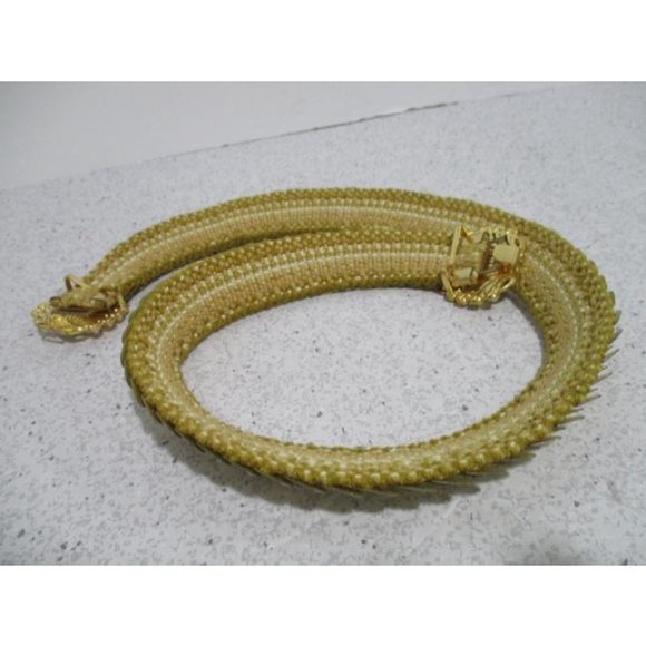 *Vintage Gold Faux White Pearls Metal Double Shell Motif Embellished Belt - Picture 3 of 6